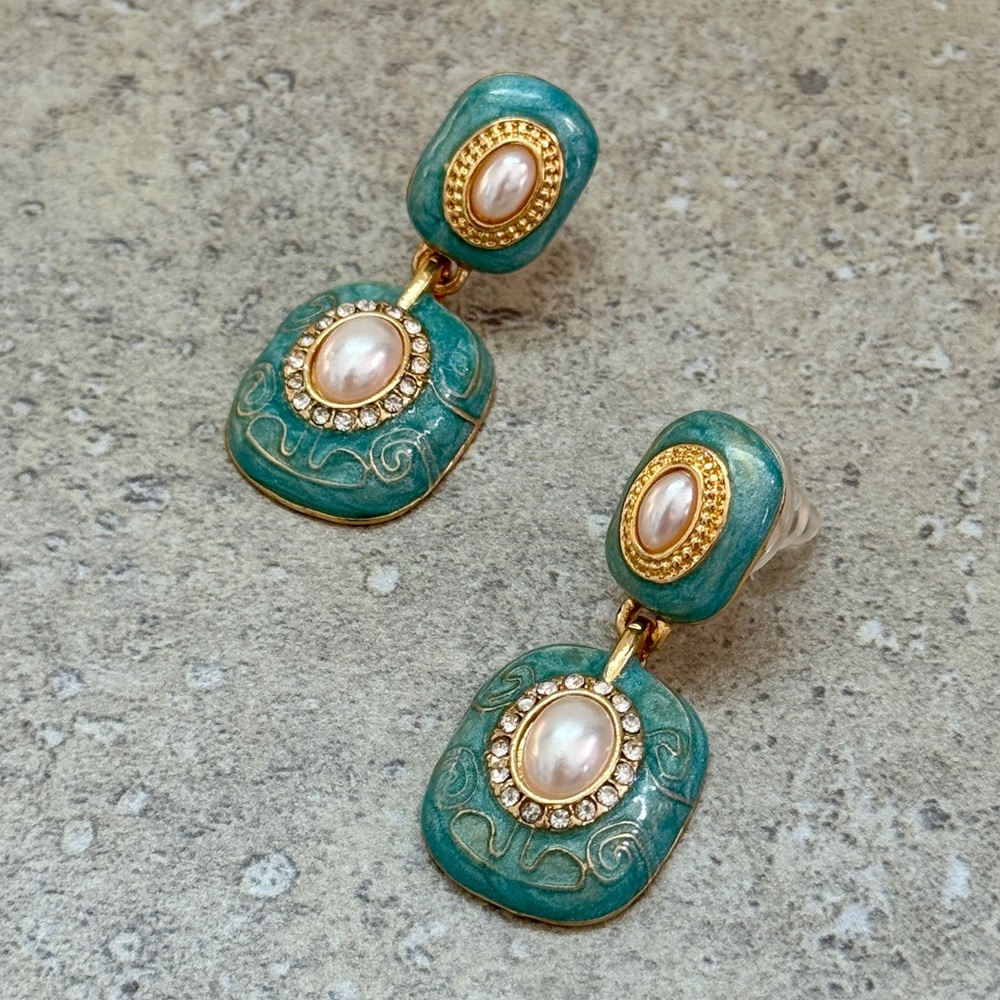 💖4/$30 NEW Elegant Dangle Earrings with imitation of pearl - Picture 1 of 5